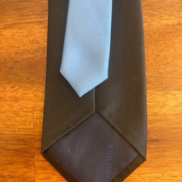 Set of Three Designer Ties - Picture 9 of 9